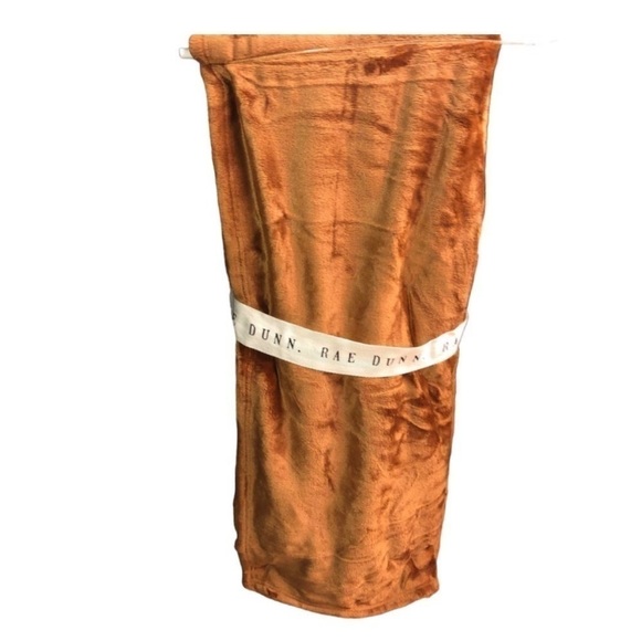 Hard to find  Rae Dunn Happy Halloween Plush Throw Blanket with Patch 50x60” - Picture 5 of 6